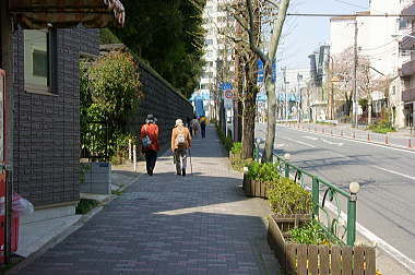今度は上り坂