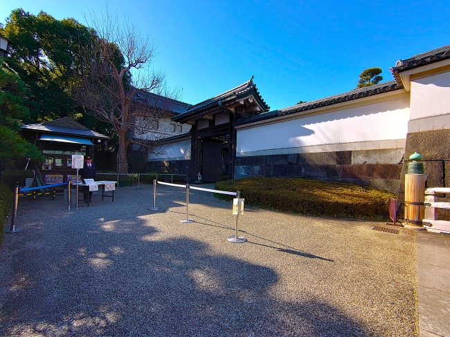 平川門
