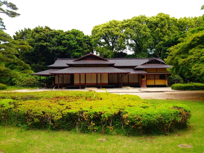 諏訪の茶屋