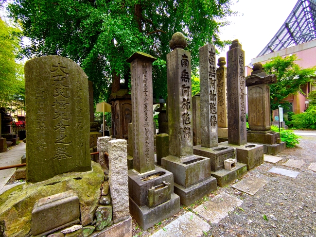 災害の供養塔