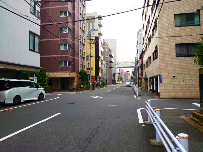 十字路を左折